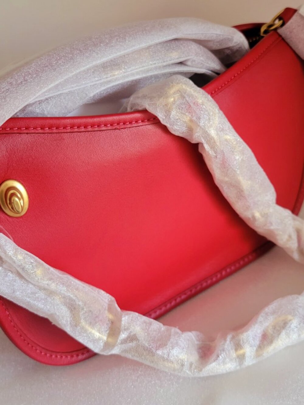 Coach Swinger Bag with Chain - Picture 14 of 16